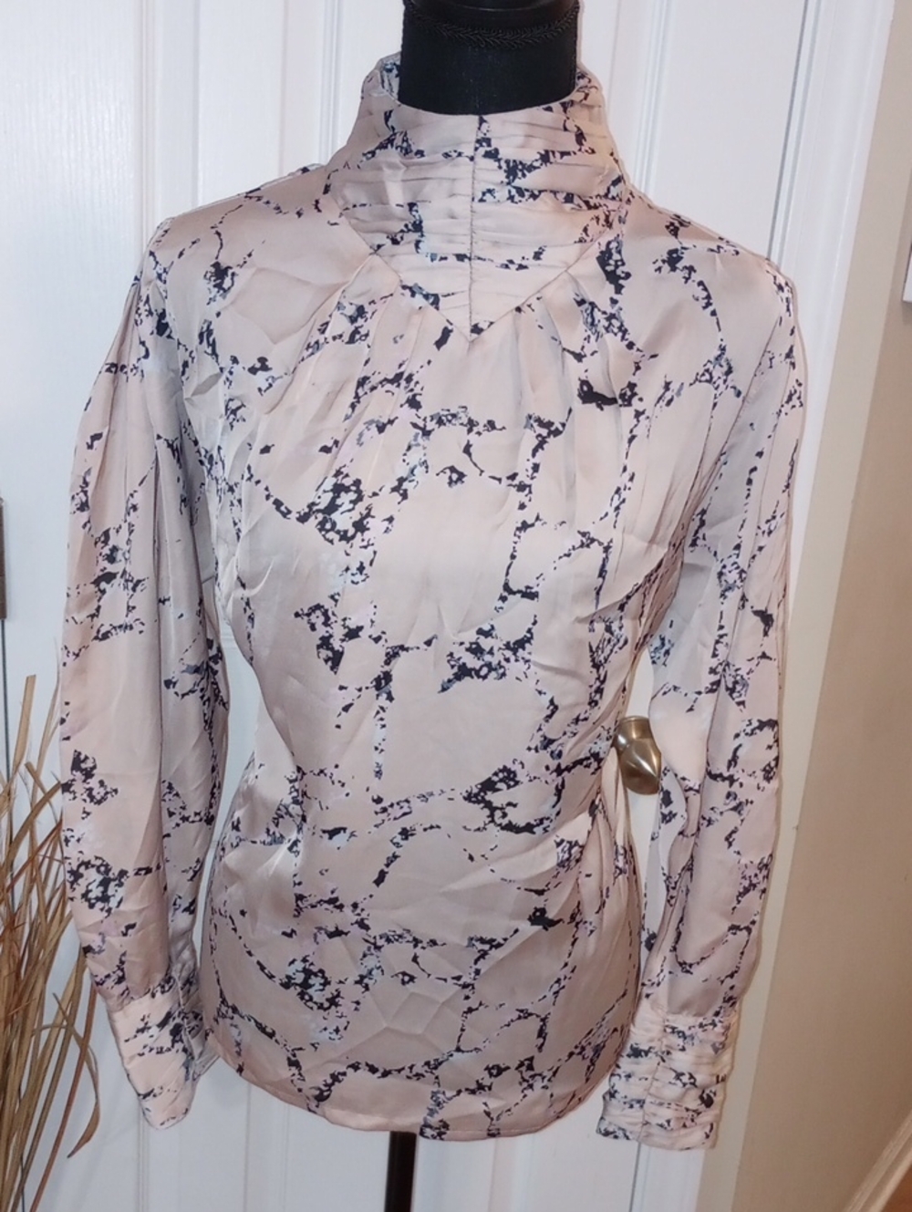Elan Marble-Print Long Sleeve Blouse Dress in Light Pink and Black